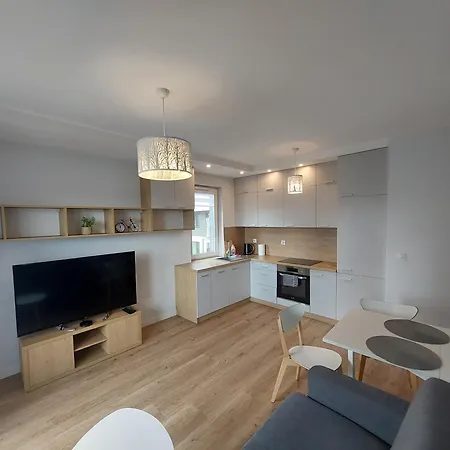 Skyres Z Parkingiem Apartmán