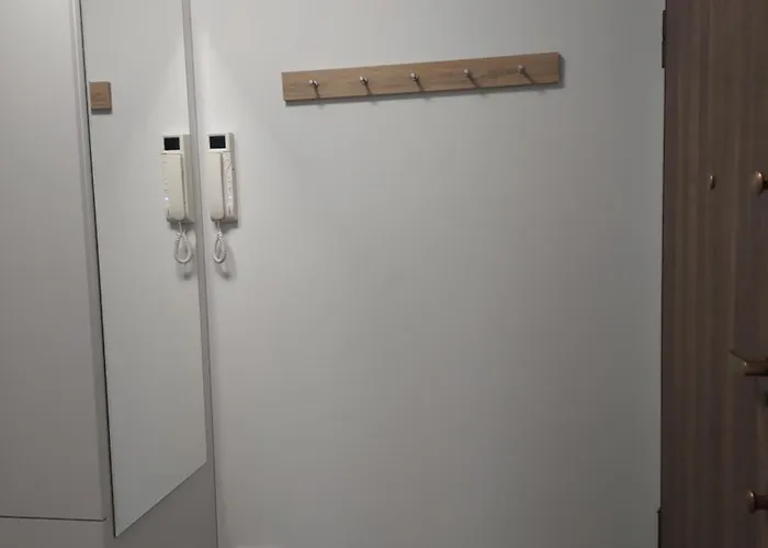 Skyres Z Parkingiem Appartement *